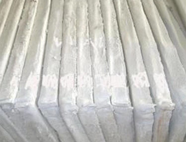 複(fú)合氧化(huà)鋁保溫(wen)闆